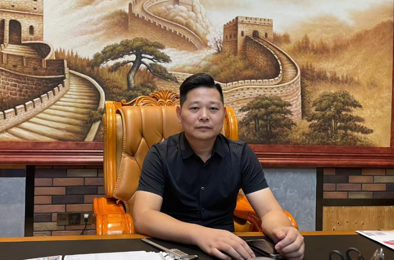 神州兔电动车董事长：蔡金松